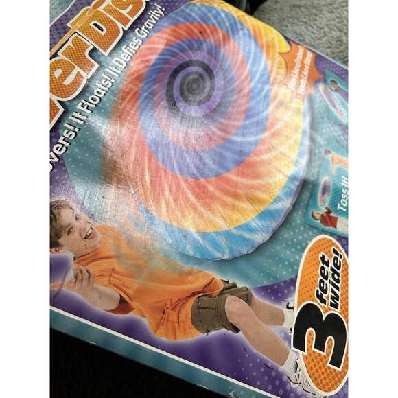 2003 HoverDisc Inflatable 3 Feet Wide Hover Disc Toy Floats & Defies Gravity New - Picture 3 of 6